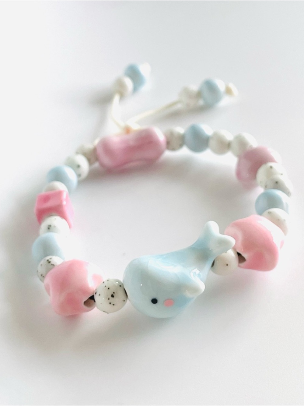Cute Whale Bead Bracelet in Pastel Blue & Pink